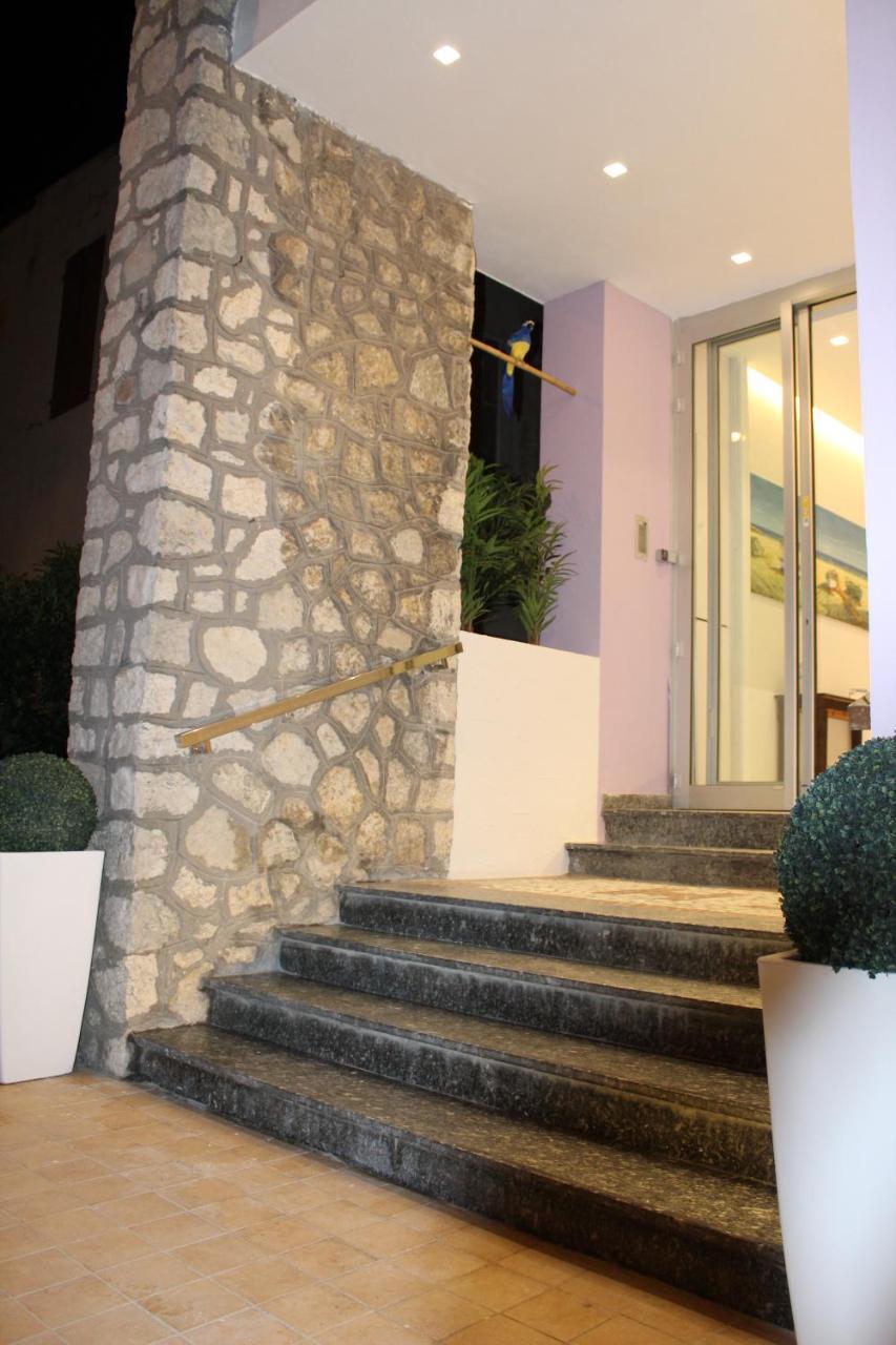 Hotel Star Κατόλικα Εξωτερικό φωτογραφία